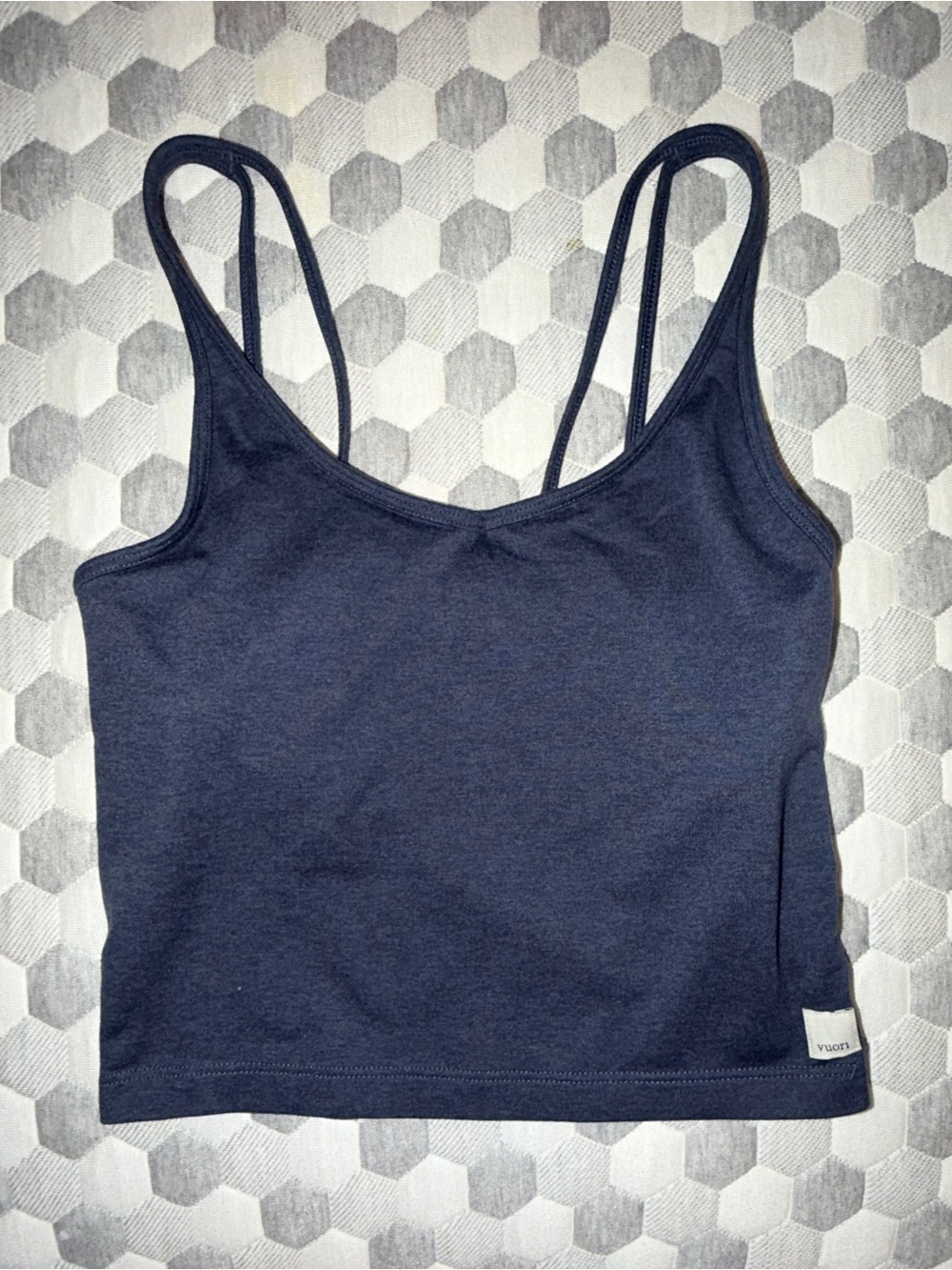 Vuori All the Feels 2.0 Women’s Double-Strap Crop Tank Top — Midnight